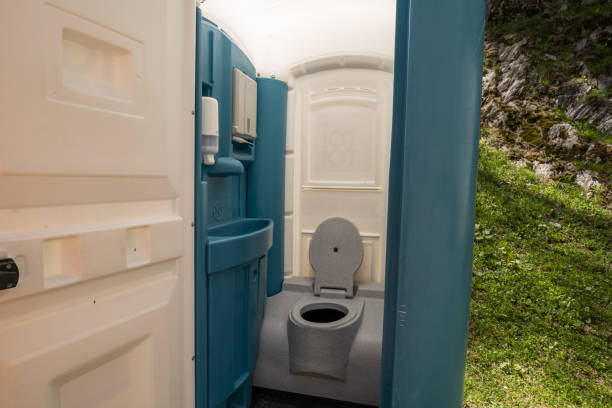 Porta potty delivery and setup in Townsend, DE
